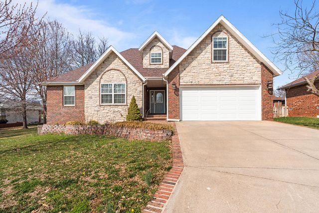 2065 W Buena Vista Street, Springfield, MO 65810