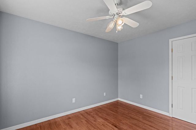 2065 W Buena Vista Street, Springfield, MO 65810