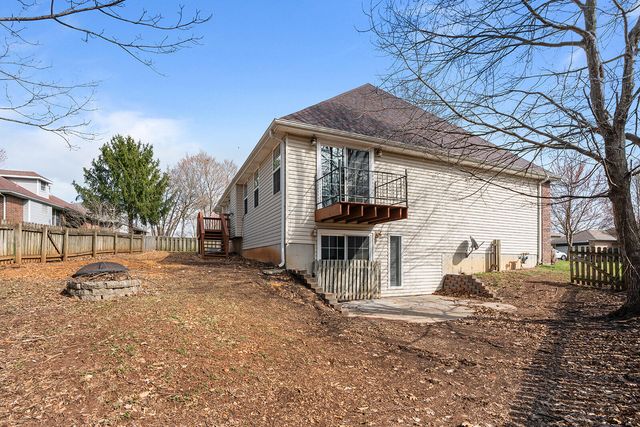 2065 W Buena Vista Street, Springfield, MO 65810