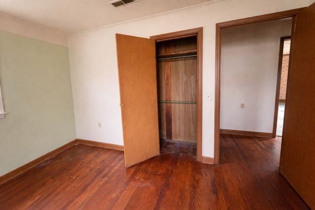 207 Sycamore Ave, Waverly, TN 37185