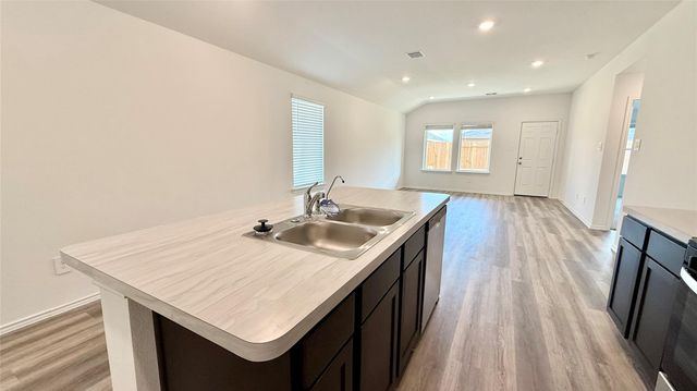 1127 Dewberry Downs Lane, Houston, TX 77090