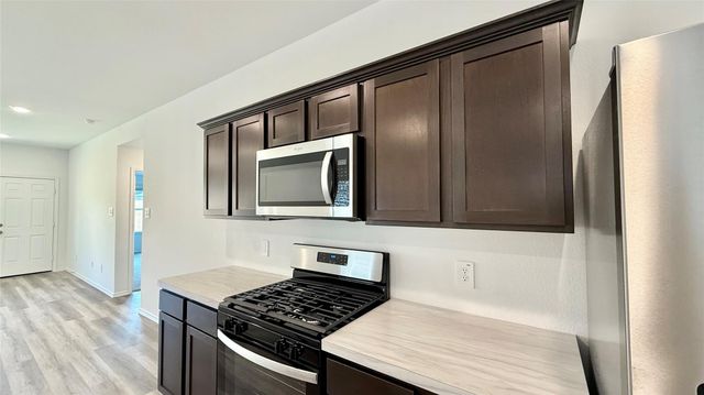 1127 Dewberry Downs Lane, Houston, TX 77090
