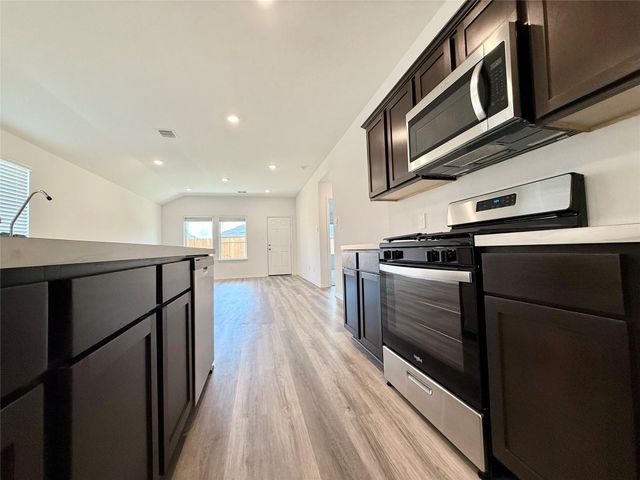 1127 Dewberry Downs Lane, Houston, TX 77090