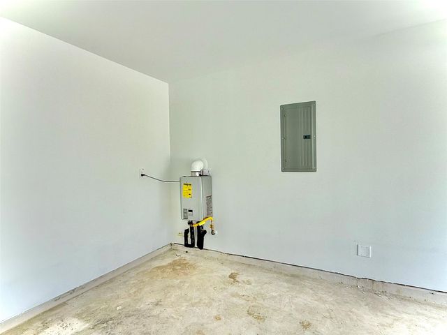 1127 Dewberry Downs Lane, Houston, TX 77090