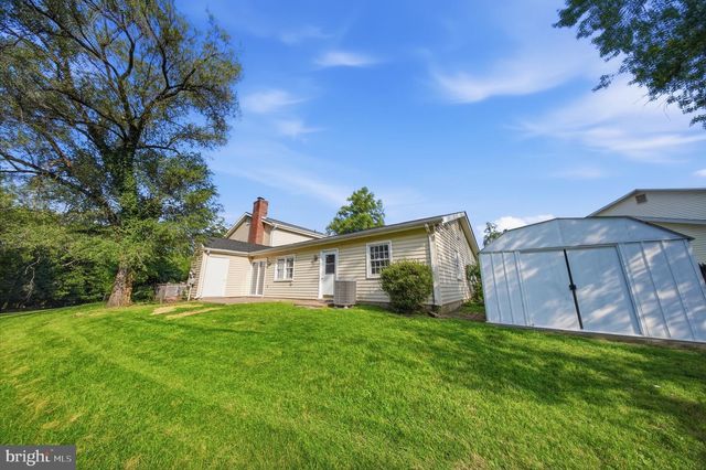 413 HARDING CT, Sterling, VA 20164