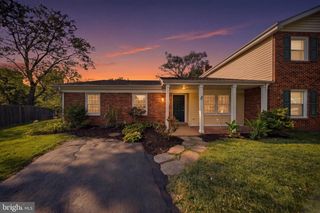 413 HARDING CT, Sterling, VA 20164
