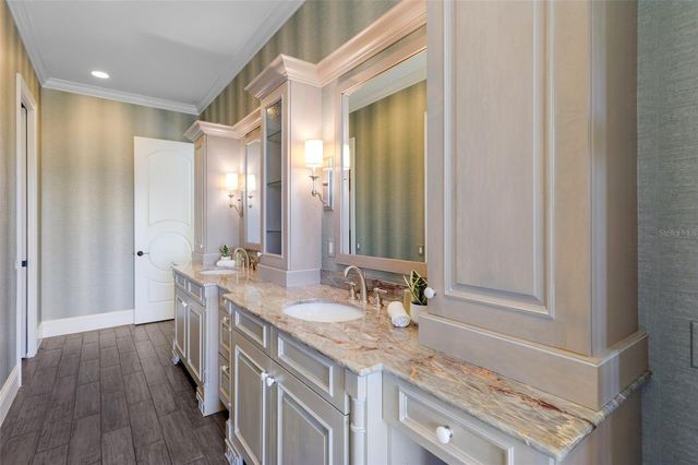 16111 DAYSAILOR TRAIL, Lakewood Ranch, FL 34202