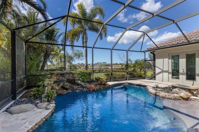 16111 DAYSAILOR TRAIL, Lakewood Ranch, FL 34202