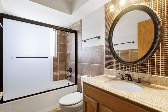 2881 Chessman Drive SE, Rio Rancho, NM 87124