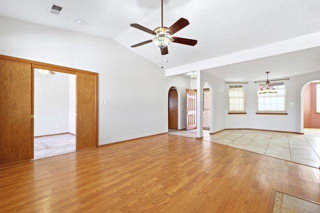 2881 Chessman Drive SE, Rio Rancho, NM 87124