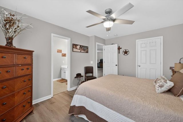 160 Riley Circle, Dawsonville, GA 30534