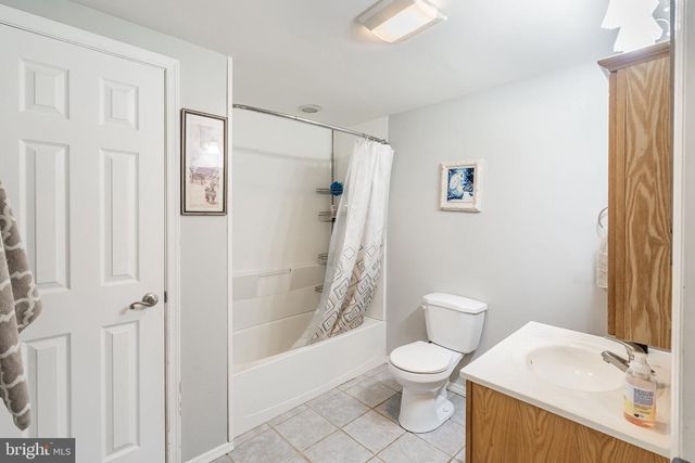 14 HAWKINS, Waretown, NJ 08758