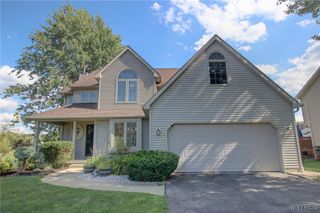 6131 Versailles Road, Hamburg, NY 14085