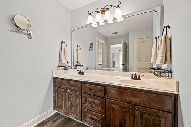 1708 Yosemite Way, Longview, TX 75605