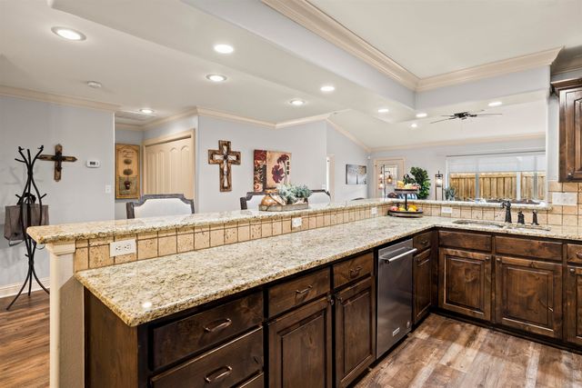 1708 Yosemite Way, Longview, TX 75605