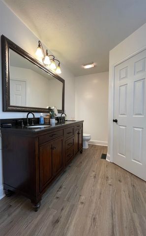 111 RUTHERFORD LN, Stuarts Draft, VA 24477