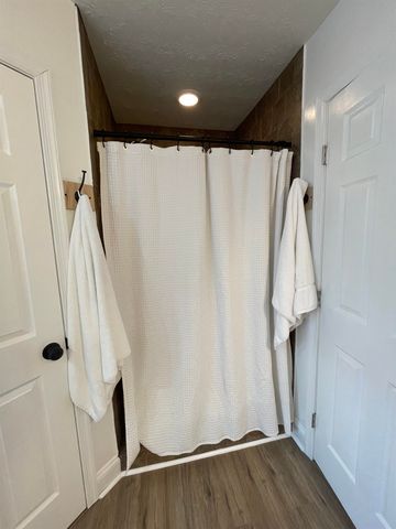 111 RUTHERFORD LN, Stuarts Draft, VA 24477