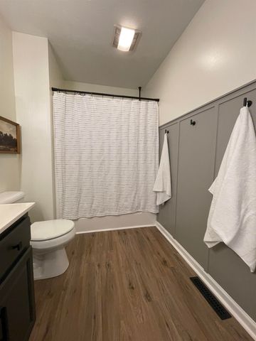 111 RUTHERFORD LN, Stuarts Draft, VA 24477