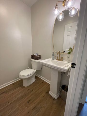 111 RUTHERFORD LN, Stuarts Draft, VA 24477