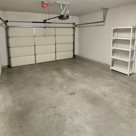 111 RUTHERFORD LN, Stuarts Draft, VA 24477