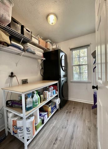 111 RUTHERFORD LN, Stuarts Draft, VA 24477