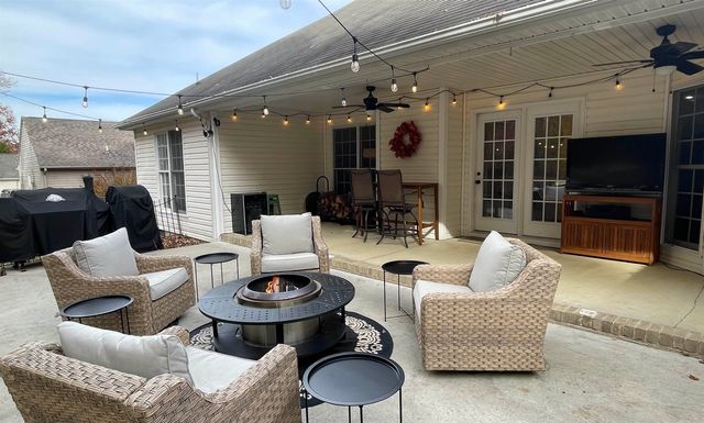 111 RUTHERFORD LN, Stuarts Draft, VA 24477