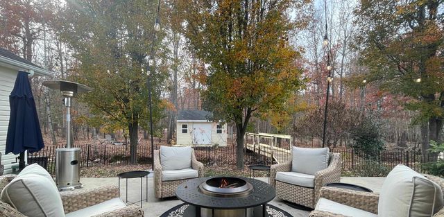 111 RUTHERFORD LN, Stuarts Draft, VA 24477