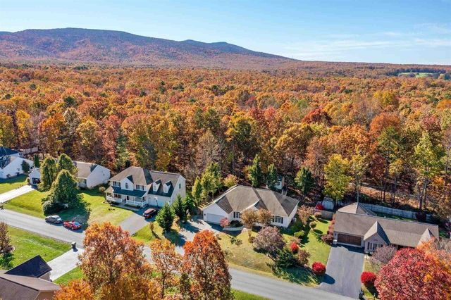 111 RUTHERFORD LN, Stuarts Draft, VA 24477