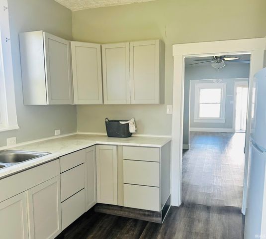 1810 28th Street, Bedford, IN 47421