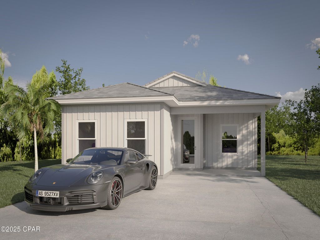 517 E 8th Street, Panama City, FL 32401