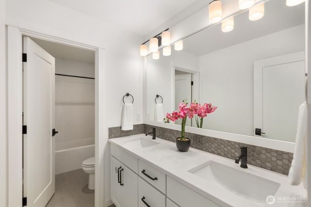 3911 211th Place SE, Bothell, WA 98021