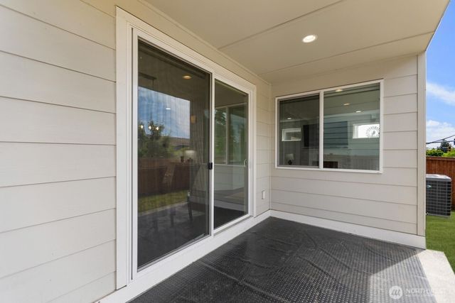 3911 211th Place SE, Bothell, WA 98021