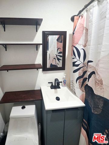 1111 N Spring Avenue, Compton, CA 90221