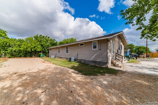 508 BEE ST, San Antonio, TX 78208