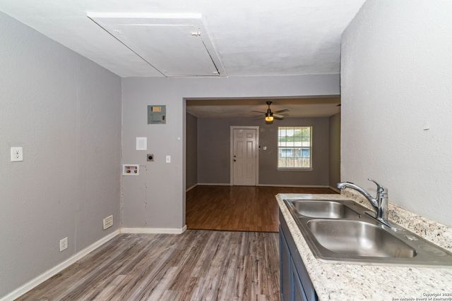 508 BEE ST, San Antonio, TX 78208