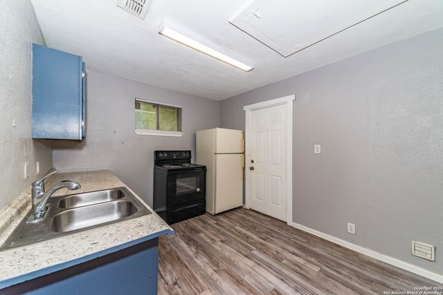508 BEE ST, San Antonio, TX 78208