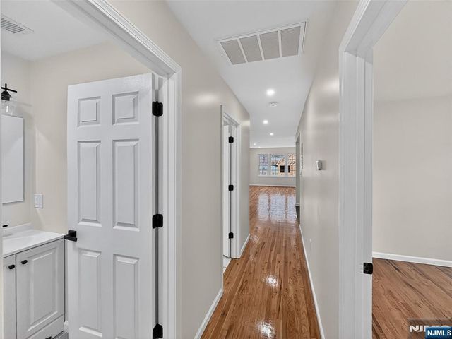 156 Ridgewood Avenue, Newark, NJ 07108