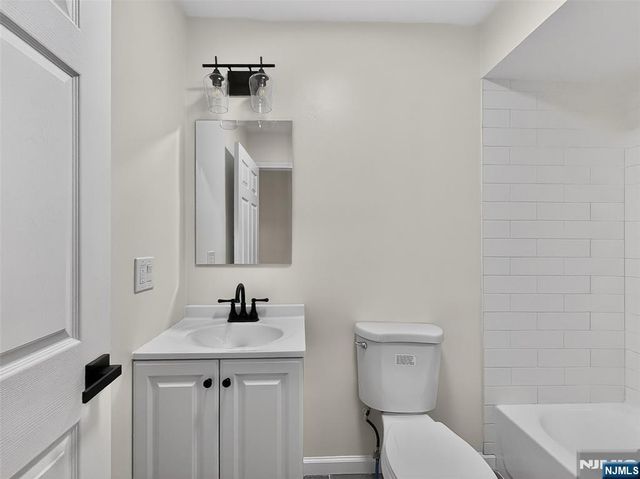 156 Ridgewood Avenue, Newark, NJ 07108