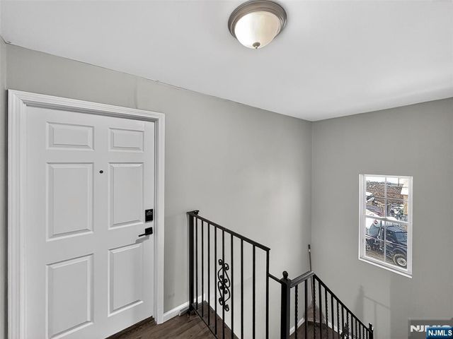 156 Ridgewood Avenue, Newark, NJ 07108