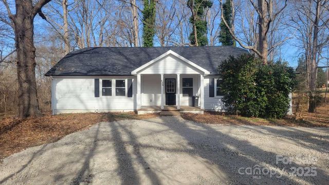 636 Harrison Sanders Lane, Lincolnton, NC 28092