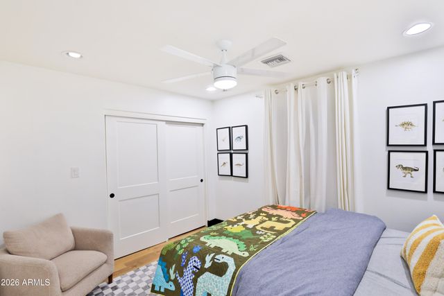 2672 E MESQUITE Street, Gilbert, AZ 85296