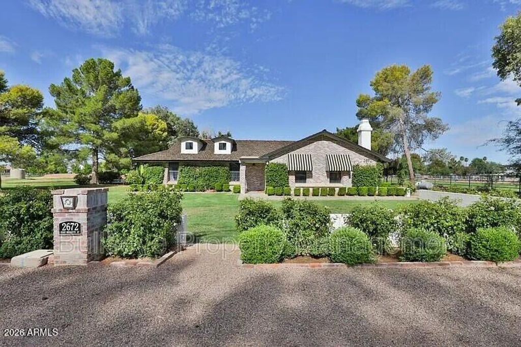 2672 E MESQUITE Street, Gilbert, AZ 85296