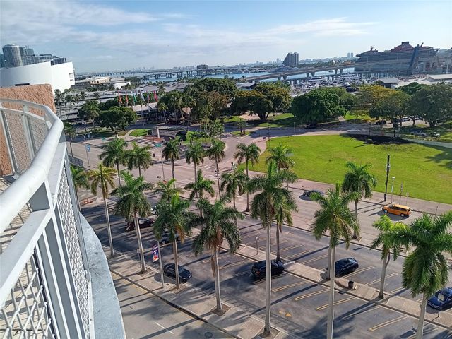 253 NE 2nd St 1103, Miami, FL 33132