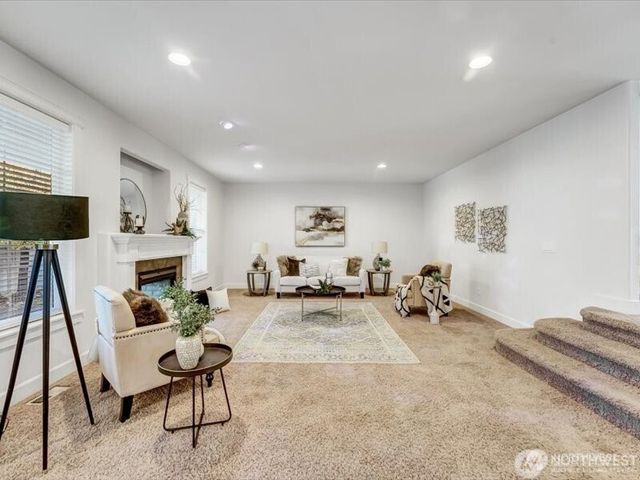 3840 Cameron Drive NE, Lacey, WA 98516