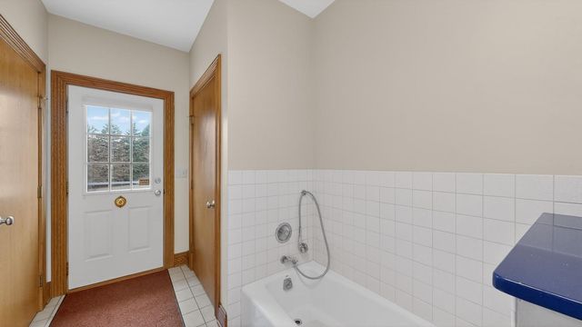 5411 Howard Street NW, Rochester, MN 55901