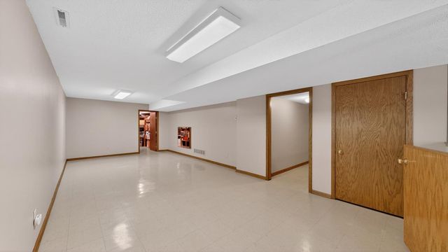 5411 Howard Street NW, Rochester, MN 55901