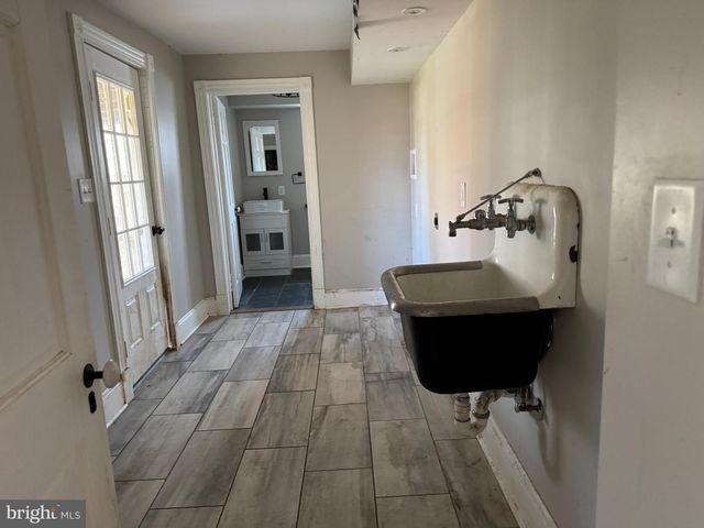 47 SOUTH ST, Kearneysville, WV 25430