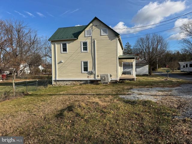 47 SOUTH ST, Kearneysville, WV 25430