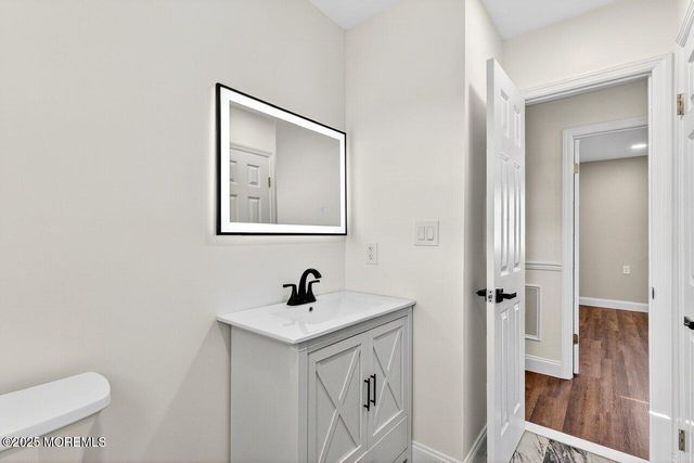 20 Marathon Street, Toms River, NJ 08757