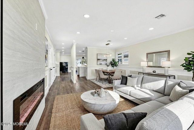 20 Marathon Street, Toms River, NJ 08757